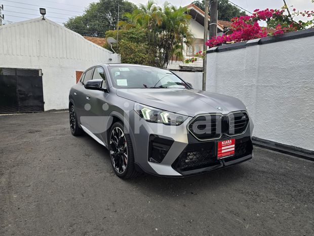 BMW X2 M35i Coupe SUV 2025 - Image 3
